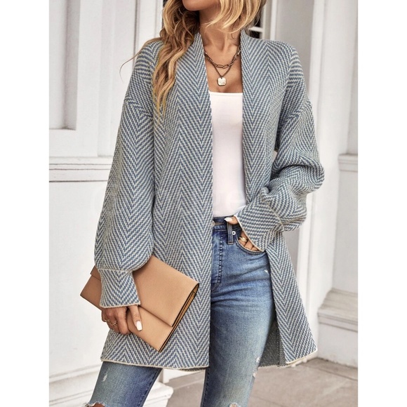 Knit Chevron Open Cardigan Bishop Sleeves Hip Length Dusty Blue on Off White - Picture 6 of 10